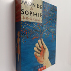 Jostein Gaarder : Le monde de Sophie : roman sur l'histoi... - pikkukuva 1