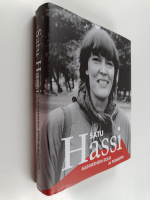 Satu Hassi : Mannerheim-solki ja punalippu