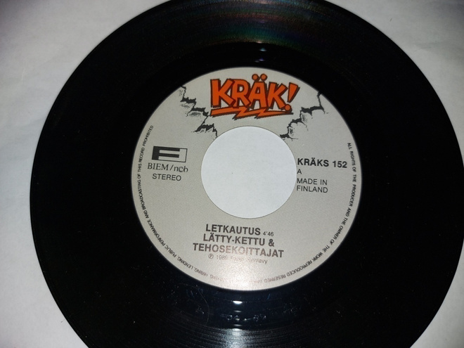 LÄTTY-KETTU & TEHOSEKOITTAJAT 7 " Single ( KRÄK )