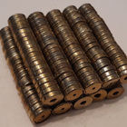Magneettinappi, 200 kpl. , 3,5 x 14 mm. , reiällä. - pikkukuva 2