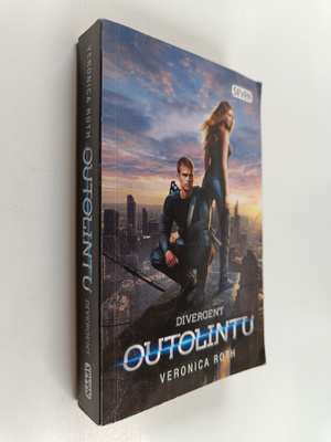 Veronica Roth : Outolintu