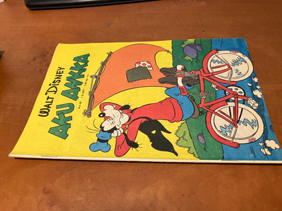 AKU ANKKA 22/1977 HYVÄ