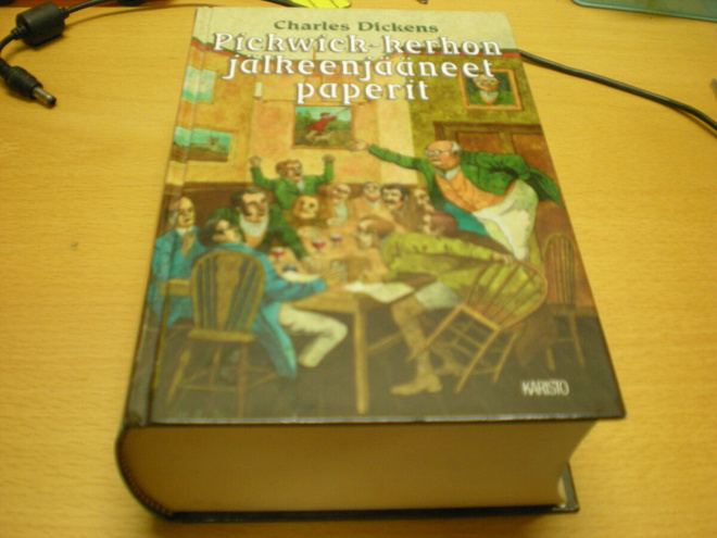 Charles Dickens: Pickwick-kerhon jälkeenjääneet paperit