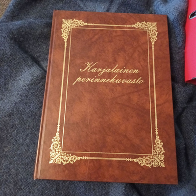 Karjalainen perinnekuvasto.