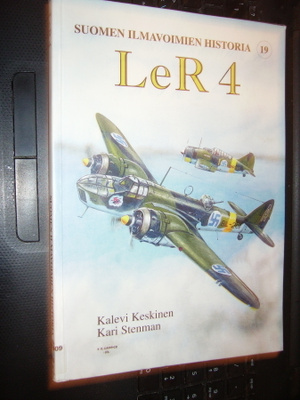 Suomen Ilmavoimien historia 19 LeR 4 ( 1 p. 2002 ) EIPK