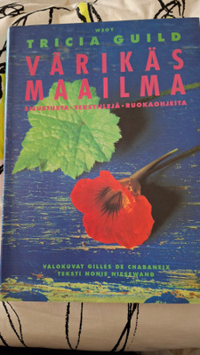 TRICIA GUILD VÄRIKÄS MAAILMA