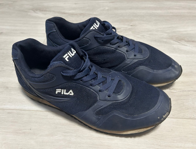 Fila lenkkarit (43)