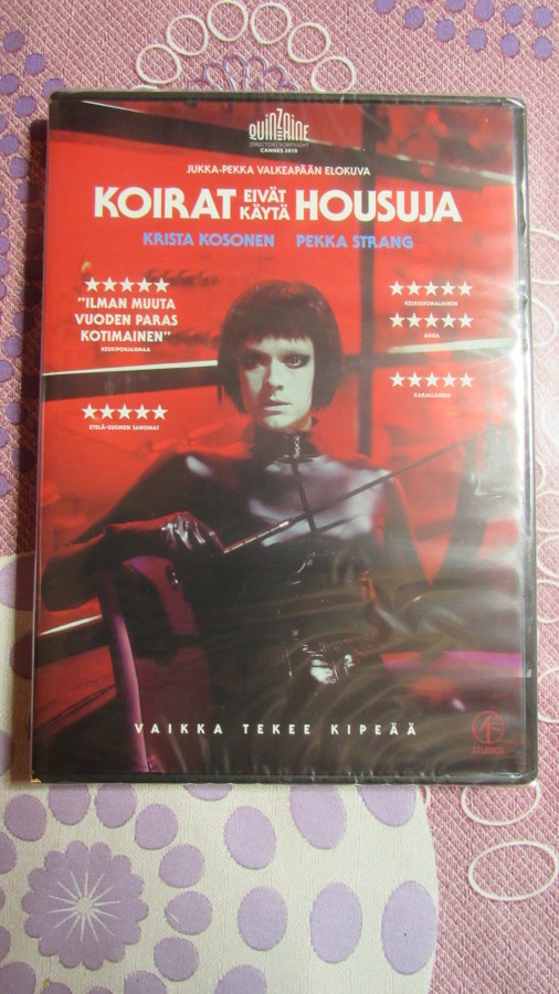 Koirat eivät käytä housuja DVD