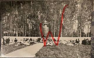 Jyväskylän 1918 Sankarihautapatsaan vihkiminen 1922