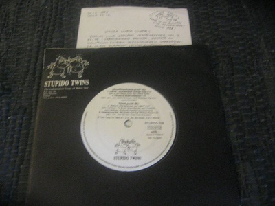 7" - Idioottikeskosia vol. 2 (J.M.K.E, Waltari..)
