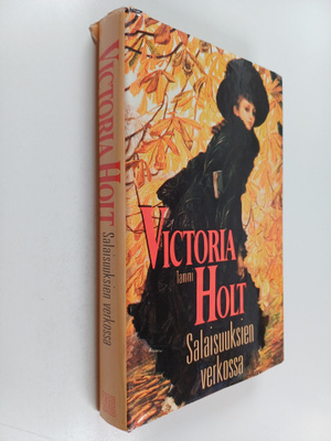 Victoria Holt : Salaisuuksien verkossa