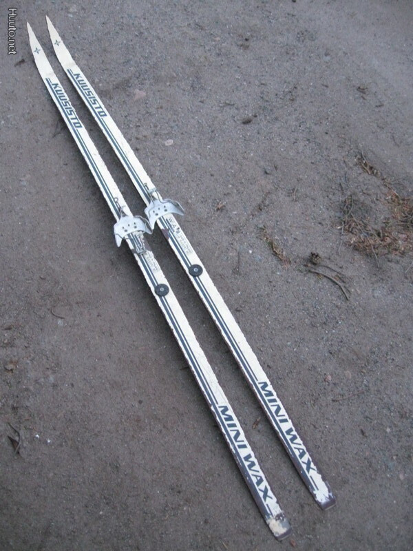 Suksia 180 cm.  15€ pari