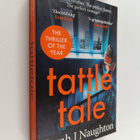 Sarah J. Naughton : Tattletale - pikkukuva 1