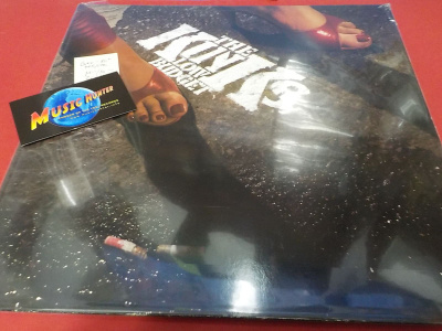 THE KINKS - LOW BUDGET M-/M- LP
