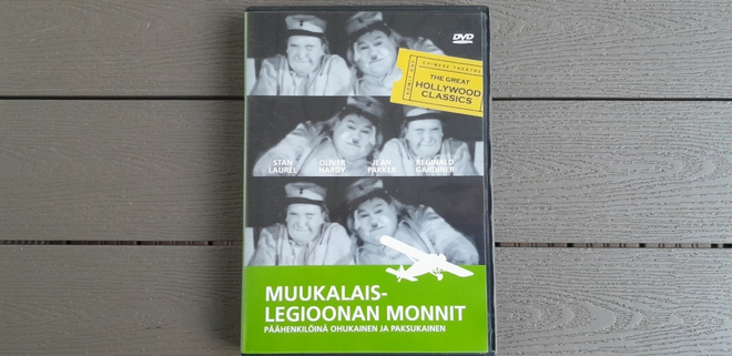 DVD: Muukalaislegioonan Monnit (Stan Laurel, Oliver Hardy)