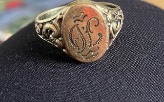 Vintage sormus | Tarjoa!