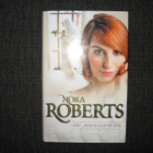 Nora Roberts:Jotain uutta v.2011 - pikkukuva 1