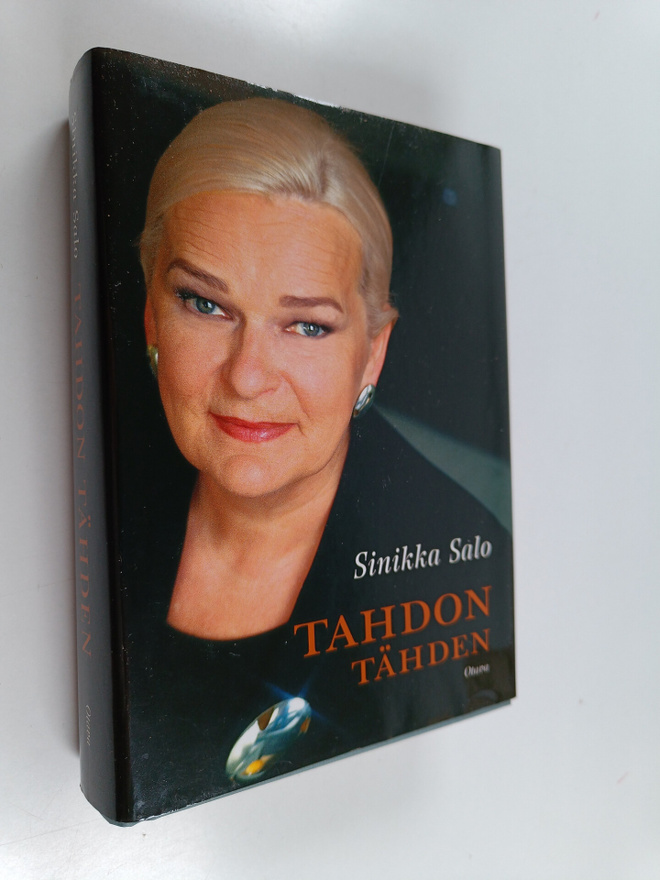 Sinikka Salo : Tahdon tähden (signeerattu, tekijän omiste)