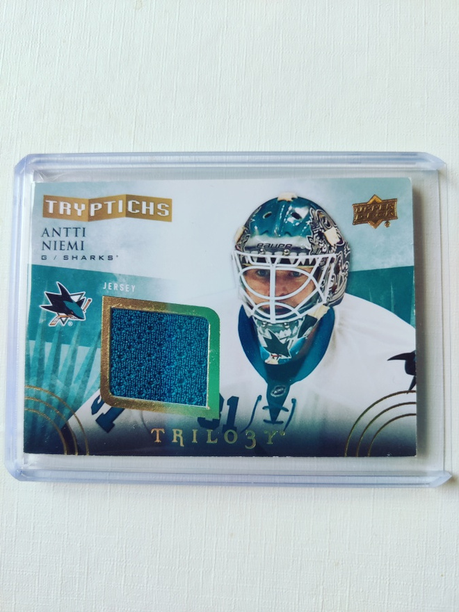Antti Niemi - 14-15 Trilogy Tryptichs Jersey /444
