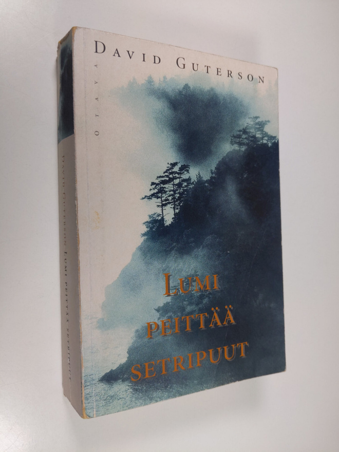 David Guterson : Lumi peittää setripuut