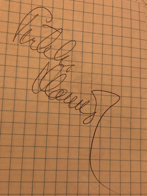 Pirkko Mannola nimikirjoitus paperilla