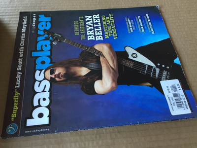 BASS PLAYER MAGAZINE 10/2012 HYVÄ