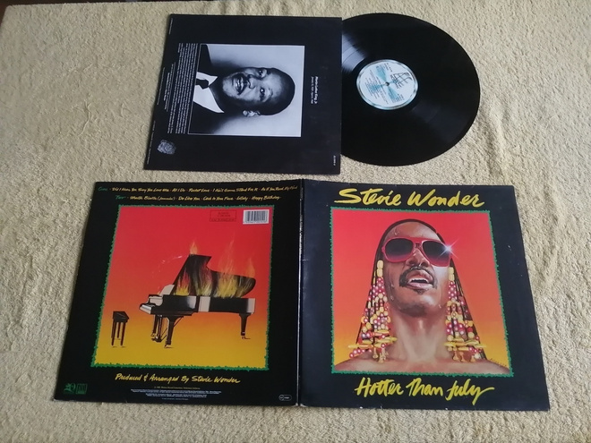 STEVIE WONDER - Hotter Than July LP