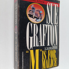 Sue Grafton : "M" is for Malice - pikkukuva 1