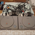 Ps1 2kpl+johdot+ohjaimet 2kpl - pikkukuva 1