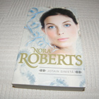 Nora Roberts Jotain sinistä  -pok - pikkukuva 1