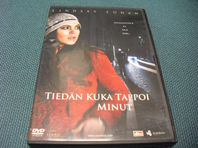 TIEDÄN KUKA TAPPOI MINUT (Lindsay Lohan)***