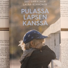 Jari Sinkkonen - Pulassa lapsen kanssa (nid.) - pikkukuva 4