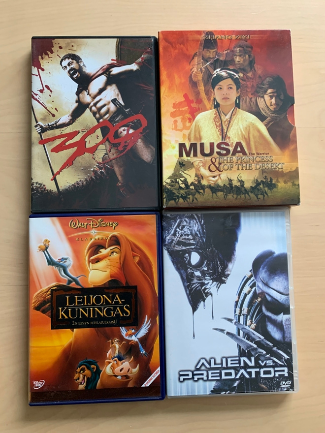 DVD-paketti Fantasiaa & historiaa