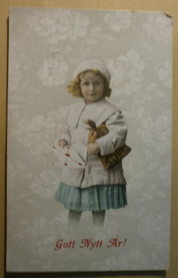 Pikkuleidi tuo Uuden Vuoden postia ja muutakin p. 1914