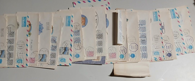 Viron kirjelähetyksiä 1990-luvulta nippu
