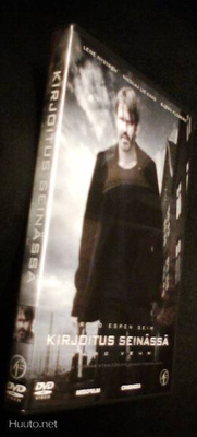 Kirjoitus seinässä DVD (Sis.postikulut)