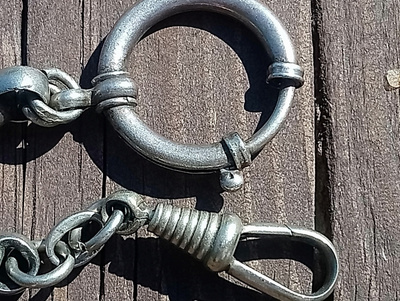 Hopeanvärinen Taskukellon perät Pituus - 275 mm.