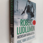 Eric Van Lustbader : Robert Ludlumin Medusan rangaistus - pikkukuva 1