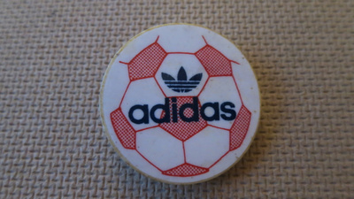 Vintage Adidas-pinssi