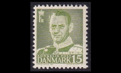 Tanska 302II ** Frederik IX 15 öre vihreä (1948)