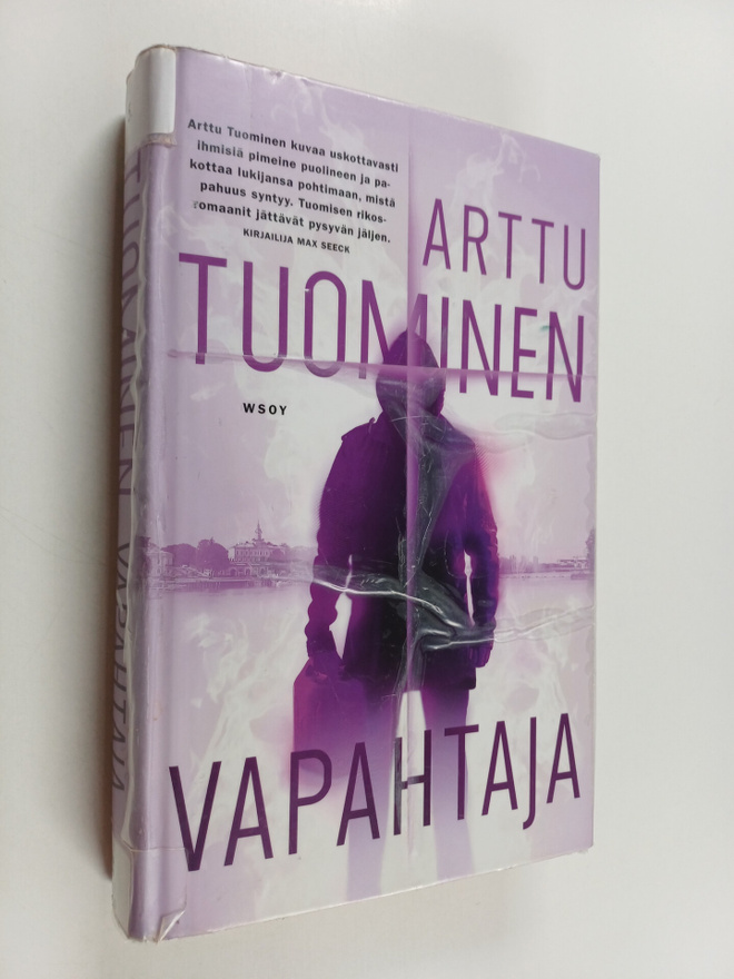 Arttu Tuominen : Vapahtaja