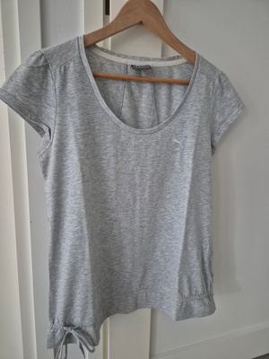 Puma harmaa T-paita - koko 38 / M