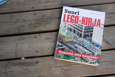 Suuri Lego-kirja Rakenna oma kaupunki #7