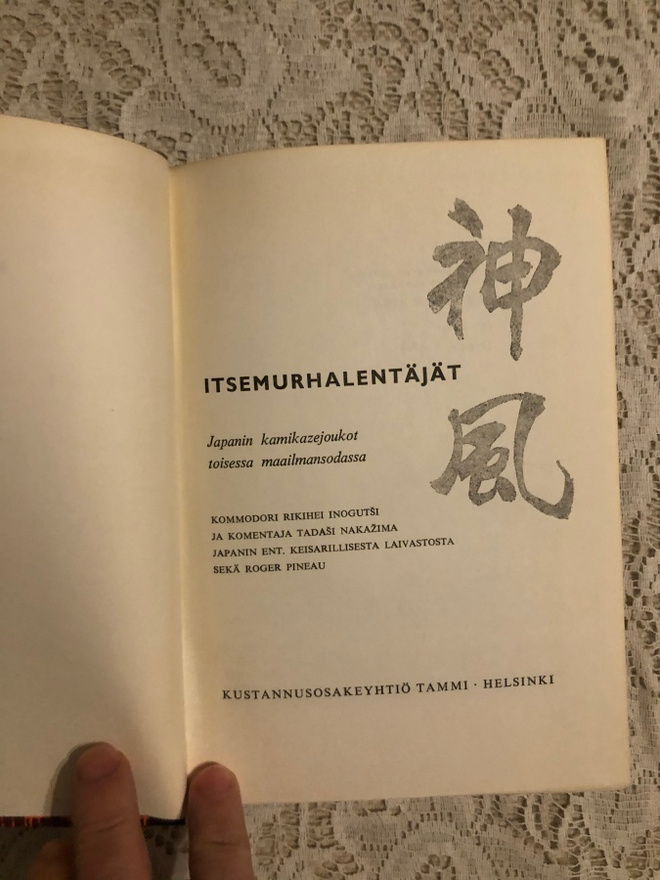 Inogutsi-Nakazima-Pineau: Itsemurhalentäjät. 1959.
