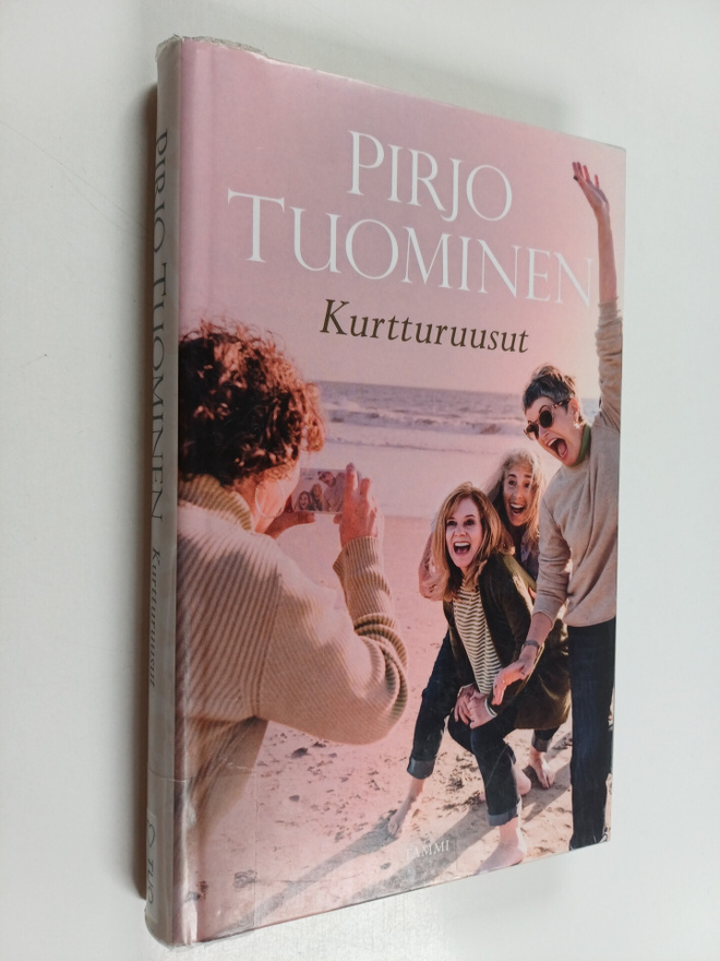 Pirjo Tuominen : Kurtturuusut