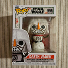 Star Wars: Holiday - Darth Vader (nro 556) Funko Pop! - pikkukuva 1