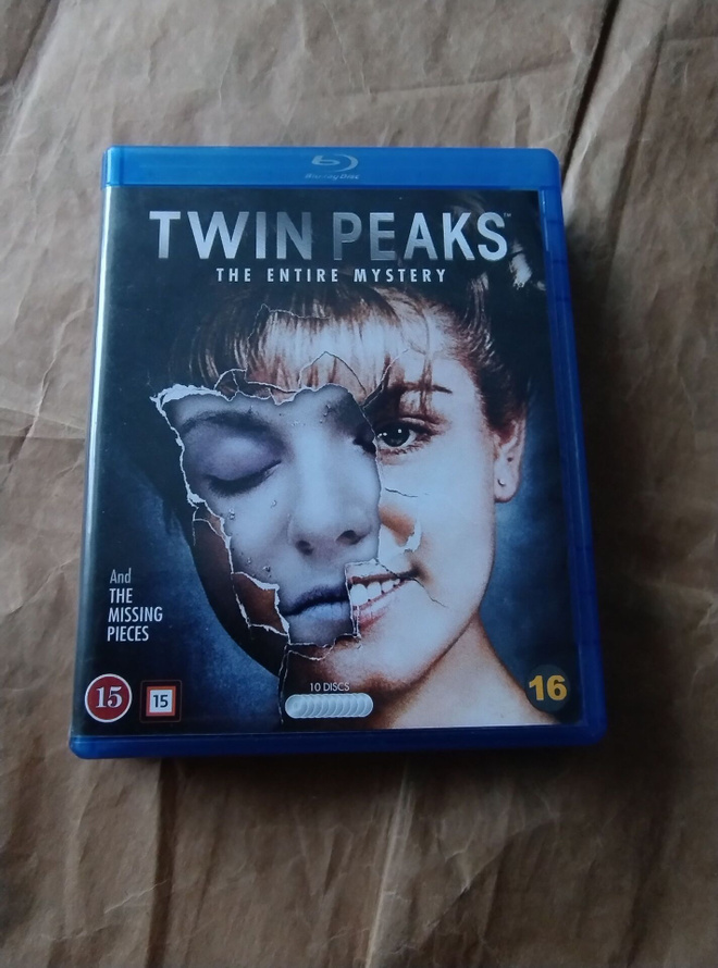 Twin Peaks The Entire Mystery (Bluray) (10 levyä)