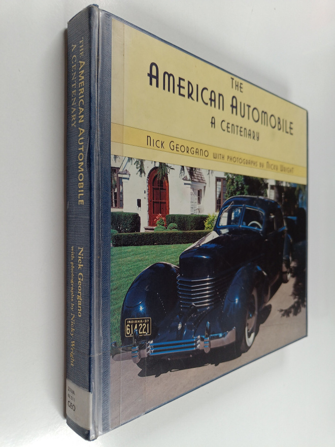 Nick Georgano : The american automobile : A centenary