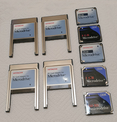 1 kpl Hitachi MicroDrive/Compact Flash PCMCIA-kortti