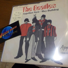 BEATLES - ALL TOGETHER NOW / HEY BULLDOG VG+/VG+ 7'' SINGLE - pikkukuva 1